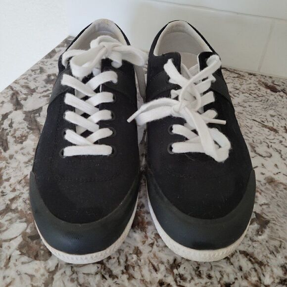 Hunter Canvas Shoes Womens Size 8 Black Sneakers . - Picture 1 of 7